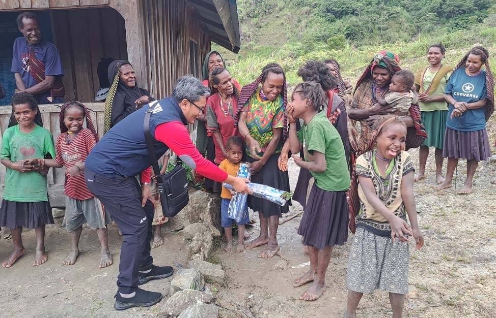 Kemensos menyalurkan bantuan ke tiga distrik di Kabupaten Yahukimo. Foto: Kemensos