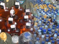 Ribuan Liter Miras Hingga Narkoba Jenis Ekstasi di Mimika Dimusnahkan