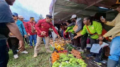 Ribuan Masyarakat Serbu Pasar Murah di Puncak, Komoditas Lokal Ludes Terjual
