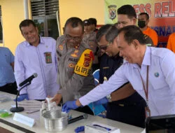 Polisi Musnahkan Sabu Senilai Ratusan Juta Rupiah Milik Tiga Tersangka di Mimika