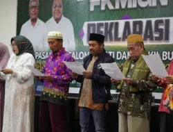 John Rettob Terharu Mubaligh-Imam dan Guru Ngaji Deklarasi Dukung JOEL