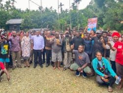 Temui Warga di Timika, Agus Anggaibak Tekankan Pentingnya Persatuan