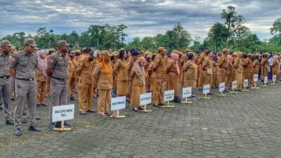 Pimpin Apel Pagi, Pj Bupati Yonathan Tekankan Tiga Hal Penting ke ASN