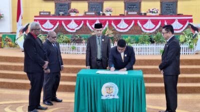 DPRD Paripurna Umumkan Bupati dan Wakil Bupati Mimika Terpilih 2025-2030