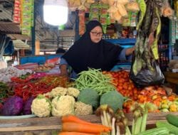Harga cabe rawit di Pasar Sentral Timika makin ‘pedas’ begini kata Kadisperindag