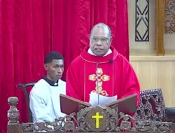 Mgr Bernardus Baru: Bersuara untuk ketidakadilan di Papua atau jadi seperti Yudas?