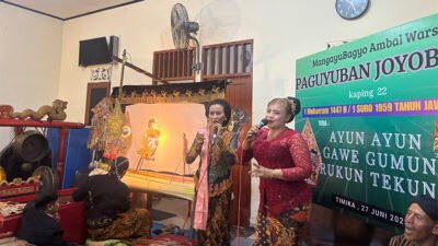 Paguyuban Joyoboyo Mimika pentaskan Wayang Kulit peringati 1 Muharram 1447 H