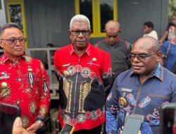 Gubernur Nawipa: susah dapat pemimpin seperti John Rettob, kita dukung penuh