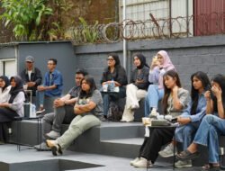 “Unlock your future”: anak muda Mimika sharing beasiswa inspiratif