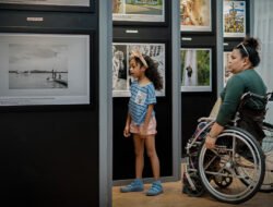 Ketika Cahaya Terakhir Padam, Jejak Mimika Tetap Menyala