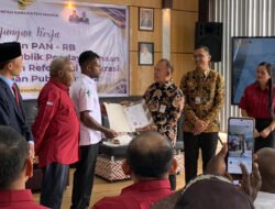 Agustinus Marten Mote jadi Nakes Pertama di Mimika yang Miliki SIP Terintegrasi MPPD