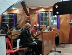 Natal Jemaat GKI Eklesia Ilaga: Allah Hadir Menyelamatkan Keluarga