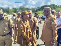 Apel Perdana 2026, Bupati Mimika: Hapus Kebiasaan Buruk ASN, Satpol PP Awasi