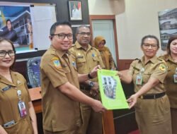 Pimpin RSUD Mimika, dr. Faustina Burdam Tekankan Sinergi Kolektif