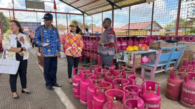 Disperindag Mimika Sidak Agen Elpiji, Penjualan Langsung di Gudang Cegah Penimbunan
