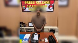 Polisi Bongkar Modus Pengiriman Tembakau Sintetis melalui Paket Kilat di Timika