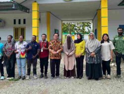 Pemprov Papua Tengah Salurkan Bantuan Pendidikan Rp721 Juta untuk 104 Mahasiswa STIKes Persada Nabire