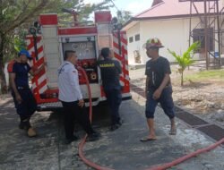 Sumur Kering, BPBD Mimika Salurkan Air Bersih ke Sejumlah Warga