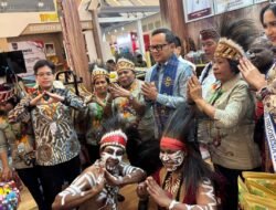 AOE 2026 Dibuka, Dekranasda Mimika Pamerkan Produk Unggulan ke Pasar Global