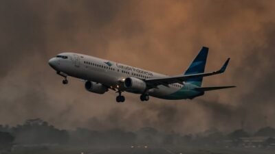 Pendaratan Dua Maskapai di Bandara Timika Dialihkan Akibat Kabut Asap