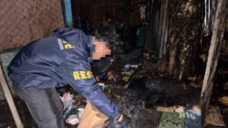 Malam Mencekam di Dekai: Warga Ditusuk, Warung Kopi Terbakar