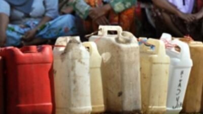 Antrean Minyak Tanah di Mimika, Warga dan Pelaku Usaha Keluhkan Distribusi