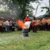 Siswa SMAN 1 Mimika Praktik Padamkan Api Bersama Tim Rescue PTFI dan NHM