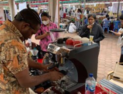 Secangkir Kopi, Sejuta Harapan: Jalan Alexander Giban Berdayakan Anak Muda Papua