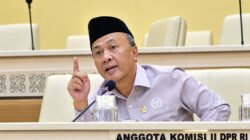 DPR: Gaji ASN Lewat Koperasi Desa Merah Putih Sangat Berisiko