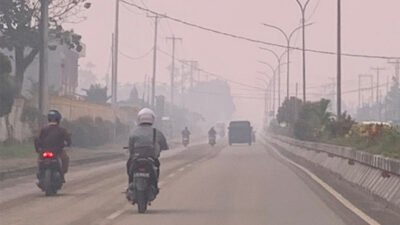 Kualitas Udara di Mimika Makin Memburuk, Dinkes Bagikan Masker