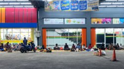 Warga Pesisir Menginap di Emperan Toko saat Festival Mimika, Begini Penjelasan Disbudparekraf